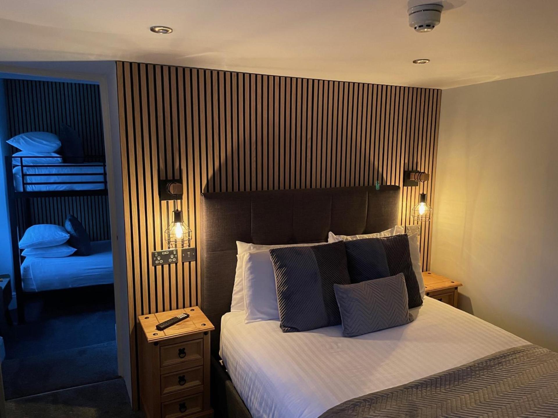 Prince Llewelyn Hotel Beddgelert Bagian luar foto